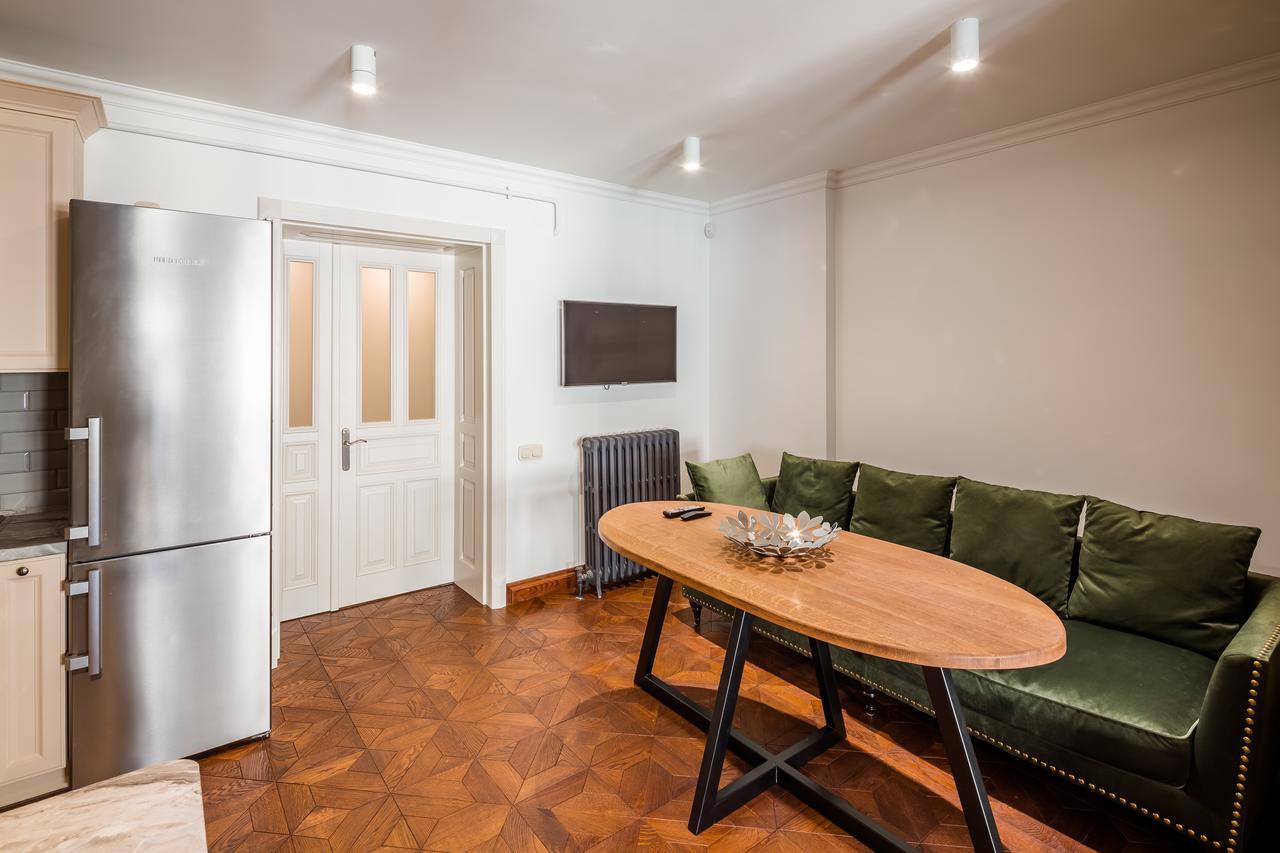 Romari Апартименти Площа Ринок Apartment Lviv Exterior photo